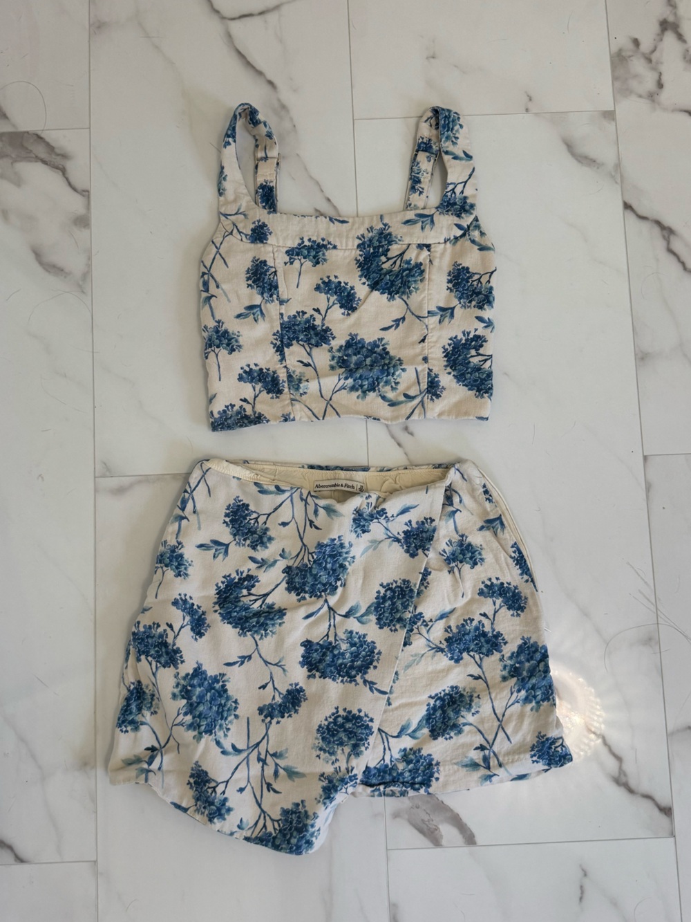 Abercrombie & Fitch Cream Floral Skirt Set with Blue Print